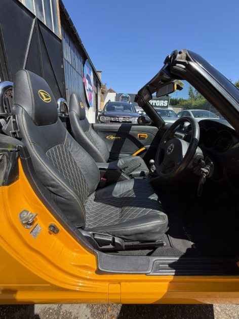 DAIHATSU COPEN 0.7 MICRO ROADSTER 2004 - 48 134Kms - Premier Main - Parfait Etat - VOLANT A DROITE 