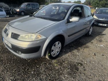RENAULT MEGANE  2003