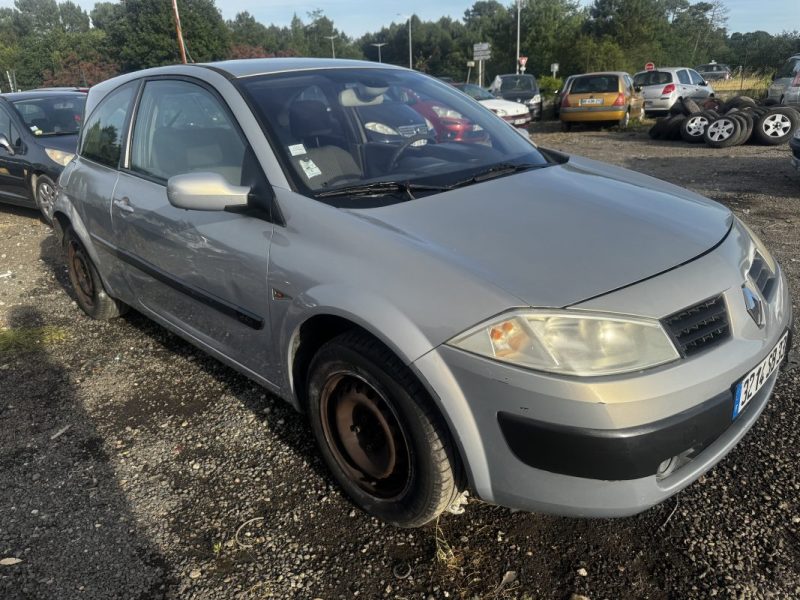 RENAULT MEGANE  2003