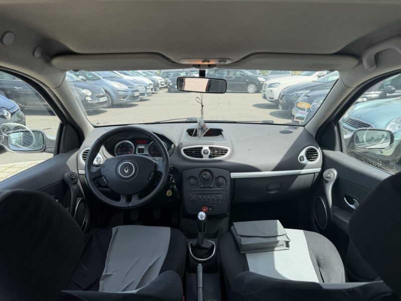 RENAULT CLIO III CONFORT DYNAMIQUE 1.5DCI 70 2007