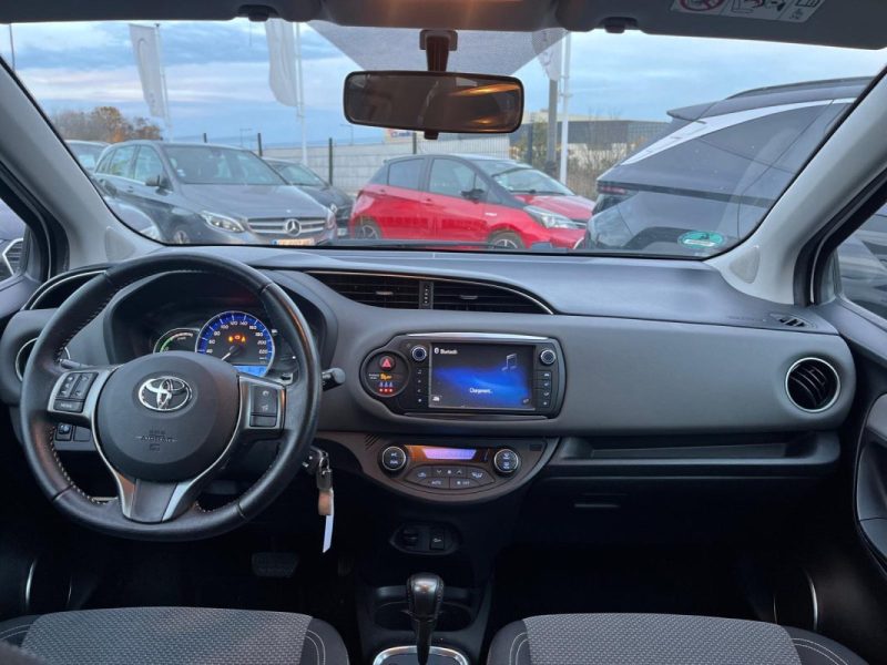 TOYOTA YARIS III 1.5 HYBRID 100h DESIGN EDITION
