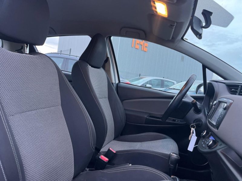 TOYOTA YARIS III 1.5 HYBRID 100h DESIGN EDITION