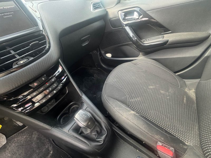 PEUGEOT 208 1.6 BLUE HDI 100 STYLE 2016