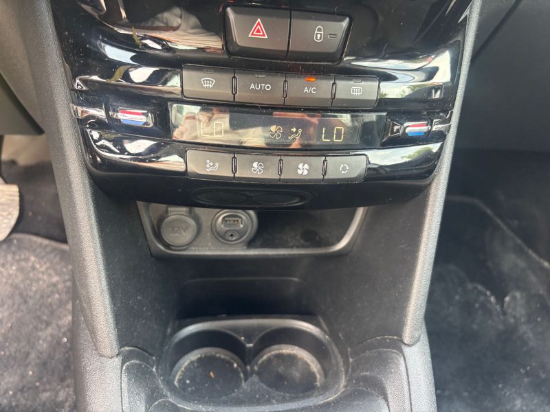 PEUGEOT 208 1.6 BLUE HDI 100 STYLE 2016
