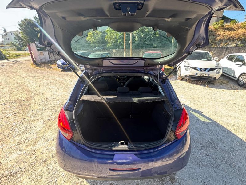 PEUGEOT 208 1.6 BLUE HDI 100 STYLE 2016