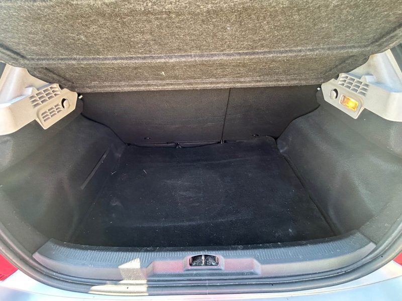PEUGEOT 207 1.4 HDI 70 URBAN 2011