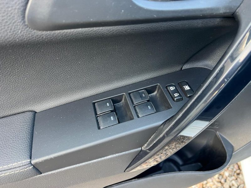 TOYOTA AURIS HSD 136 ch Design NAV TSS Smart Techno SR2