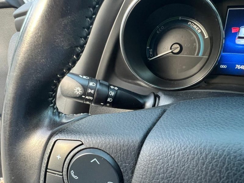 TOYOTA AURIS HSD 136 ch Design NAV TSS Smart Techno SR2