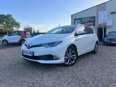 TOYOTA AURIS HSD 136 ch Design NAV TSS Smart Techno SR2