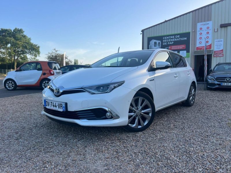 TOYOTA AURIS HSD 136 ch Design NAV TSS Smart Techno SR2