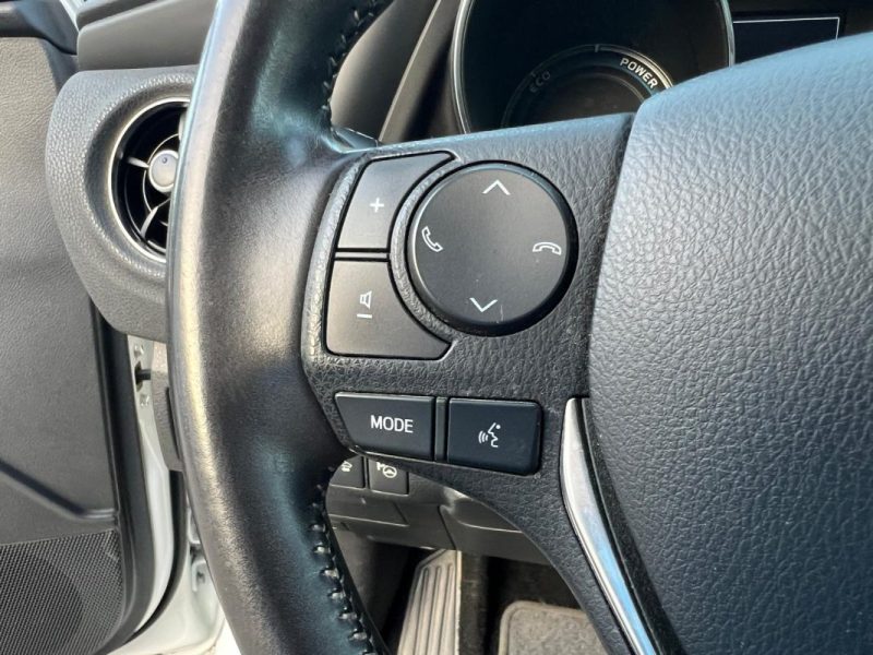 TOYOTA AURIS HSD 136 ch Design NAV TSS Smart Techno SR2