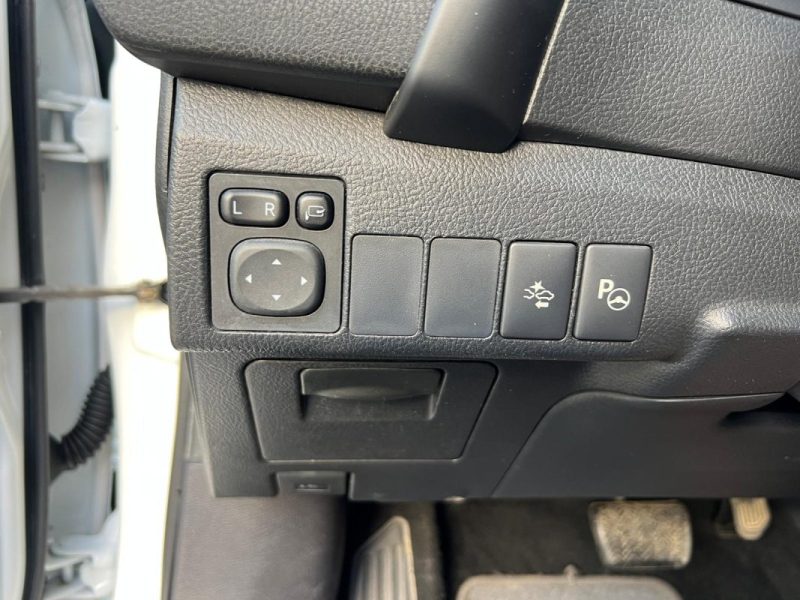 TOYOTA AURIS HSD 136 ch Design NAV TSS Smart Techno SR2