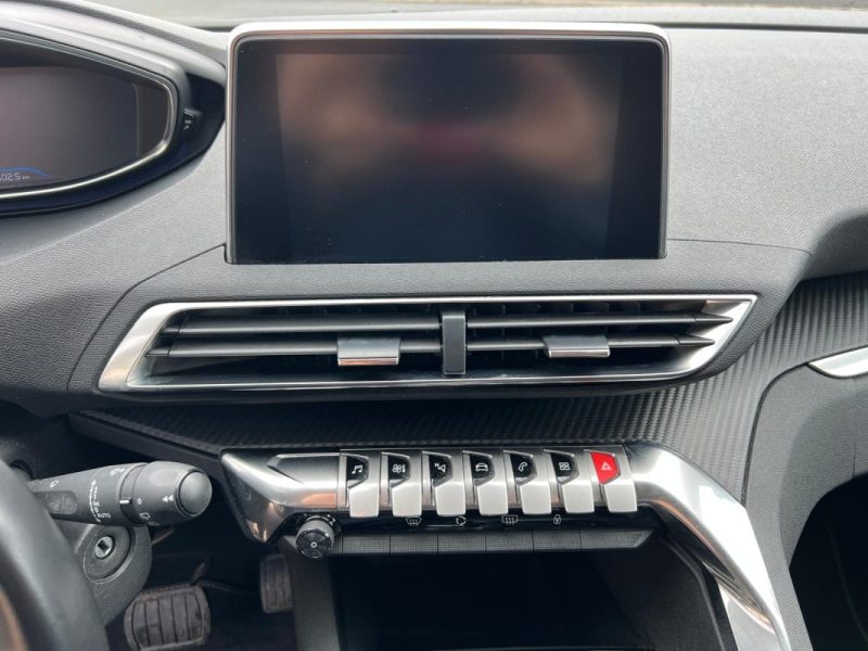 PEUGEOT 3008 1.5 BlueHDi 130 ch S&S Style EAT8