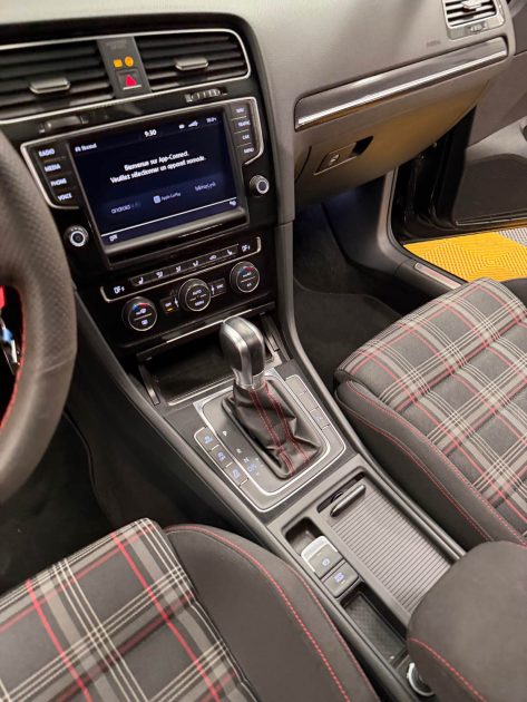 VOLKSWAGEN GOLF 7 GTI PERFORMANCE 230CH (TOIT OUVRANT, CAMÉRA DE RECUL, DYNAUDIO)