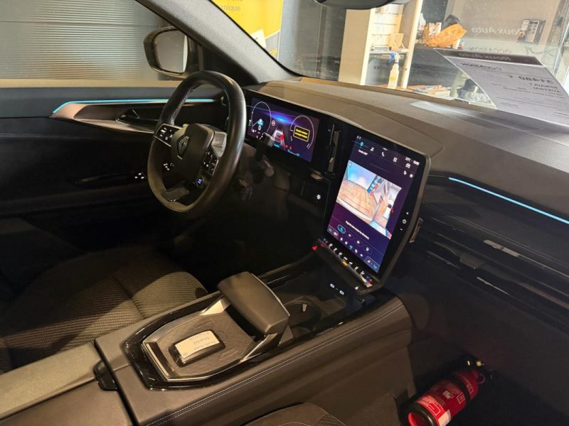 RENAULT AUSTRAL ICONIC ESPRIT ALPINE E-TECH FULL HYBRID 200 