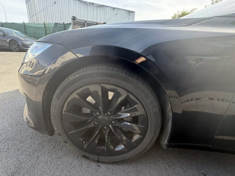 TESLA MODEL S 75D DUAL MOTOR 2018
