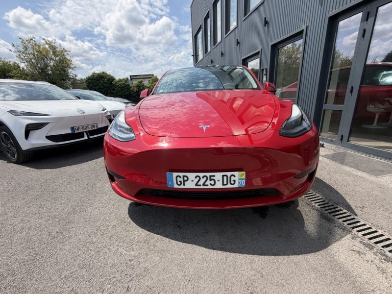 TESLA MODEL Y STANDARD 2023