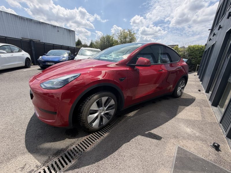 TESLA MODEL Y STANDARD 2023