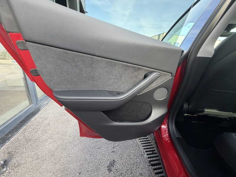 TESLA MODEL Y STANDARD 2023