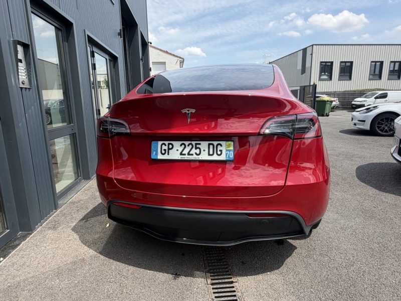 TESLA MODEL Y STANDARD 2023