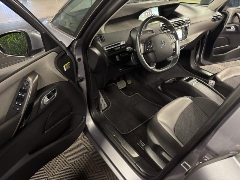 CITROEN C4 PICASSO II SHINE 2.0 HDI 150 1ERE MAIN BOITE AUTO APPLE CARPLAY & ANDROID - Garantie 1 an