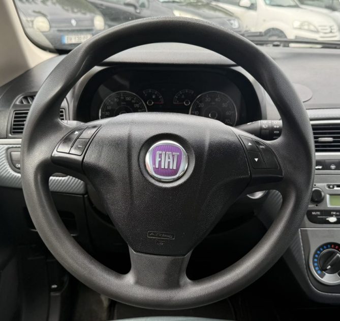 FIAT PUNTO 1.3 MJTD 16V DPF 75CV / RÉVISÉE&GARANTIE  