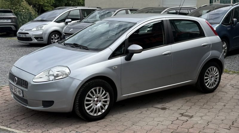 FIAT PUNTO 1.3 MJTD 16V DPF 75CV / RÉVISÉE&GARANTIE  