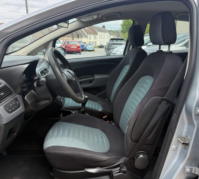 FIAT PUNTO 1.3 MJTD 16V DPF 75CV / RÉVISÉE&GARANTIE  