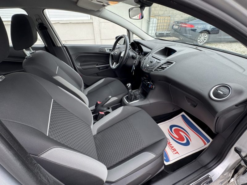 FORD FIESTA 1.25 i PACK TITANIUM 94000KM 1er MAIN GARANTIE 6 MOIS 