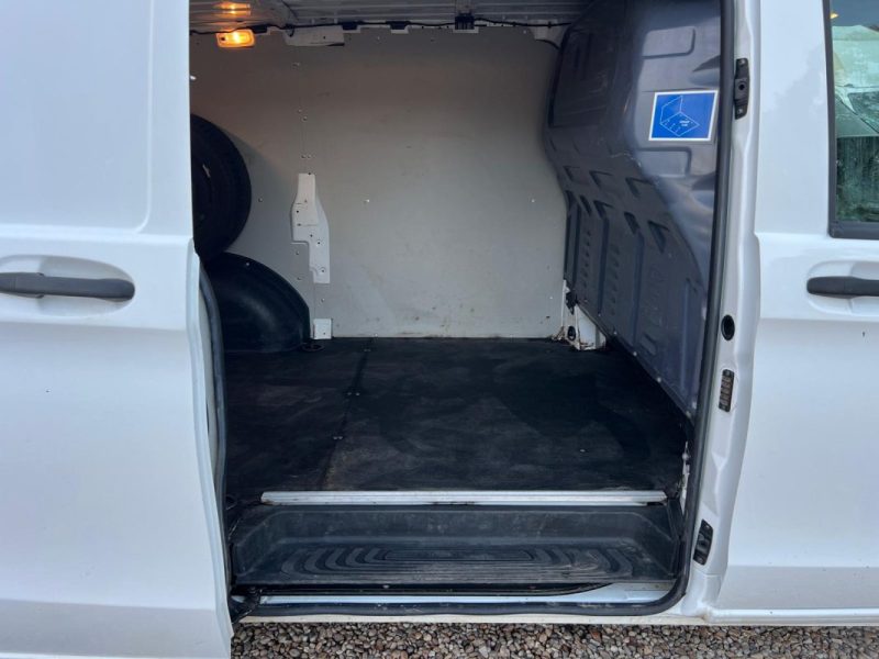 MERCEDES VITO 114 CDI 136 ch COMPACT PRO