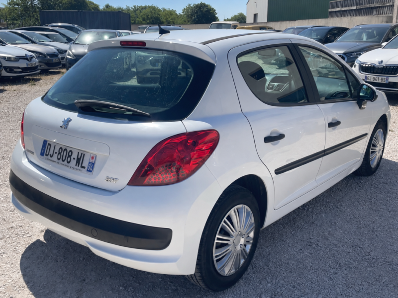 PEUGEOT 207 1.4 HDI 70 CV 1ÈRE MAIN 