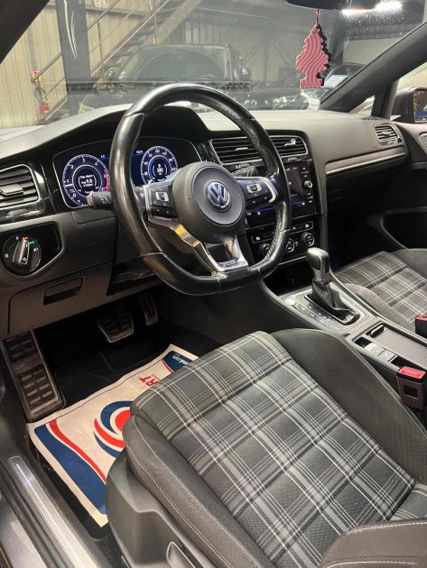  MAGNIFIQUE VOLKSWAGEN GOLF VII GTD (FULL SUIVI, APPLE CARPLAY, CAMÉRA DE RECUL, BOITE AUTO) ⭐️⭐️⭐️⭐