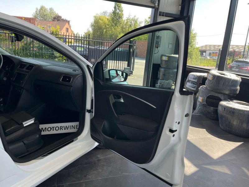 🔹Volkswagen Polo V 1.2TSI 90Ch Allstar ❄️ Climatisation📱 Bluetooth🛡️ Garantie 6 mois