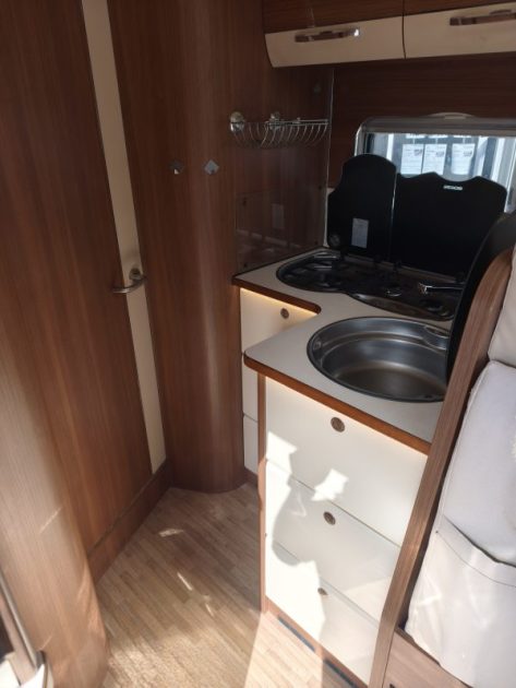🚐 LMC EXPLORER COMFORT I745 du Groupe HYMER 