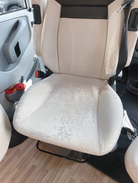 🚐 LMC EXPLORER COMFORT I745 du Groupe HYMER 