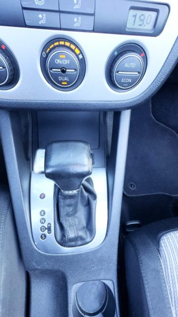 VOLKSWAGEN EOS 2.0TDI 140 DSG 2007 SPORTLINE EMBRAYAGES ET VOLANT MOTEUR NEUF GARANTIE 6MOIS