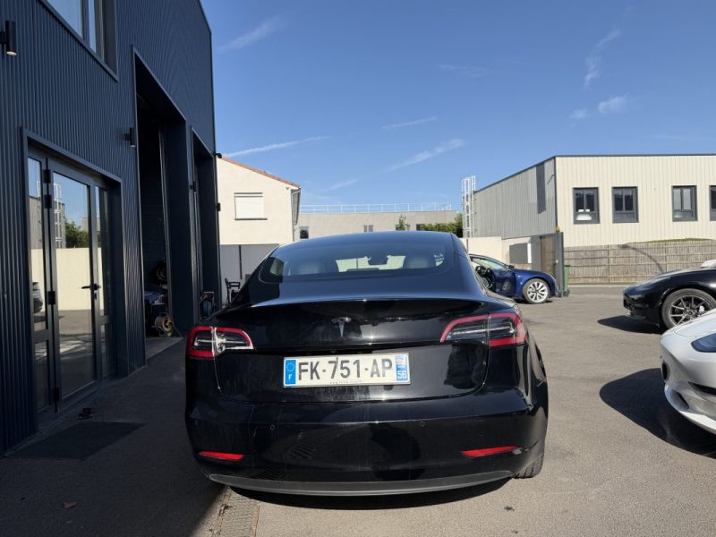TESLA MODEL 3 STANDARD RANGE PLUS 2019