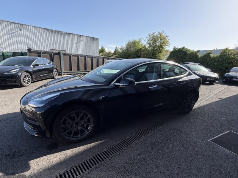 TESLA MODEL 3 STANDARD RANGE PLUS 2019