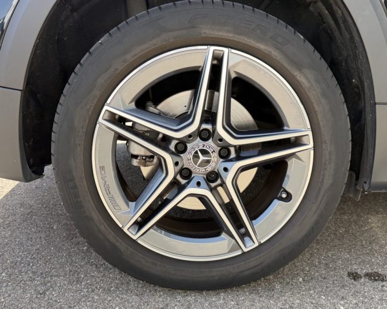MERCEDES GLB 200 d AMG Line 7 Places 8G-DCT / 1ere Main / ENTRETIEN COMPLET MERCEDES