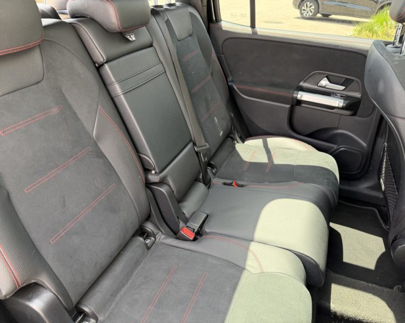 MERCEDES GLB 200 d AMG Line 7 Places 8G-DCT / 1ere Main / ENTRETIEN COMPLET MERCEDES