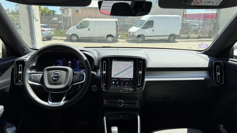 VOLVO XC40  B3 MILD-HYBRID 2023