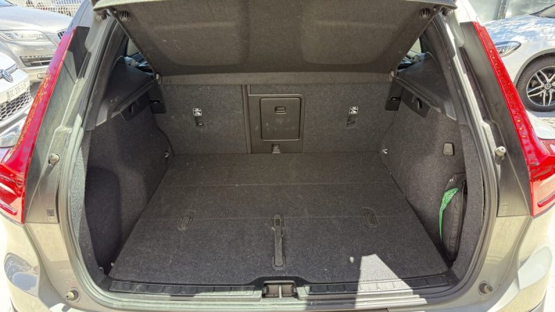 VOLVO XC40  B3 MILD-HYBRID 2023