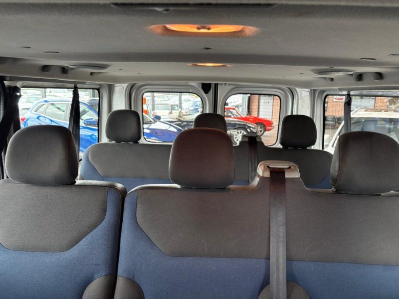 🔹Renault Trafic 2.0 DCI 90Ch 9 Places ❄️ Climatisation🚘 Régulateur de vitesse🛡️ Garantie 6 mois
