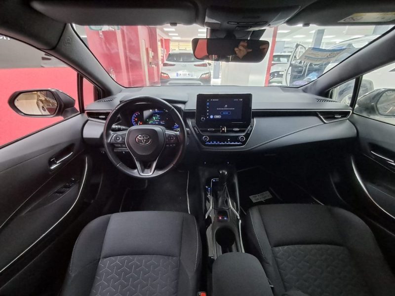 TOYOTA COROLLA TOURING SPORTS 122cv DYNAMIC BUSINESS/1 ERE MAIN/TVA RECUPERABLE