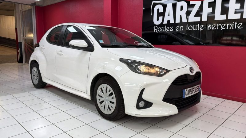 TOYOTA YARIS 4 BERLINE 116cv DYNAMIC BUSINESS 2022/1 ERE MAIN/TVA RECUPERABLE