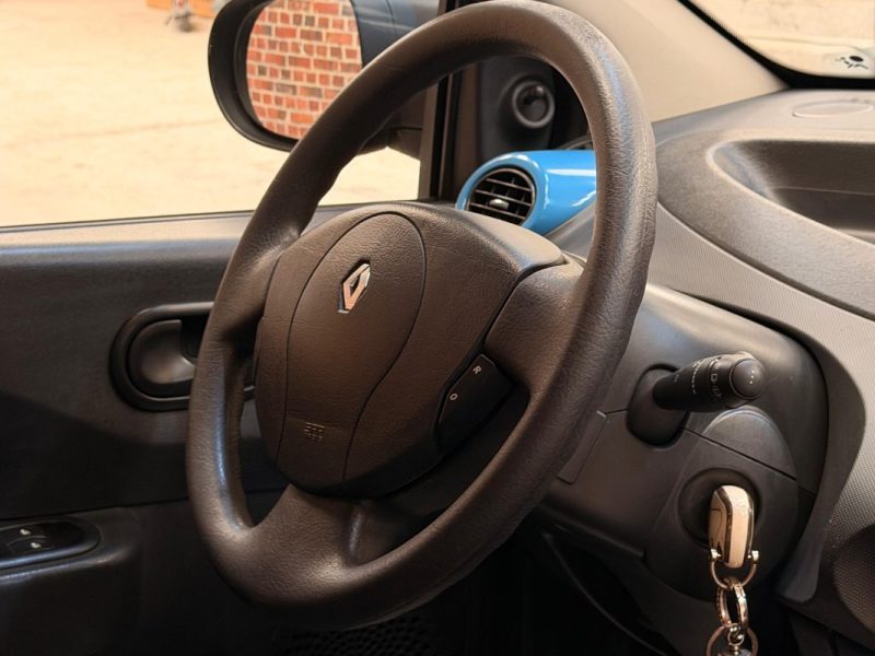 Renault Twingo 2 1.2L 16V Privilège 75CH