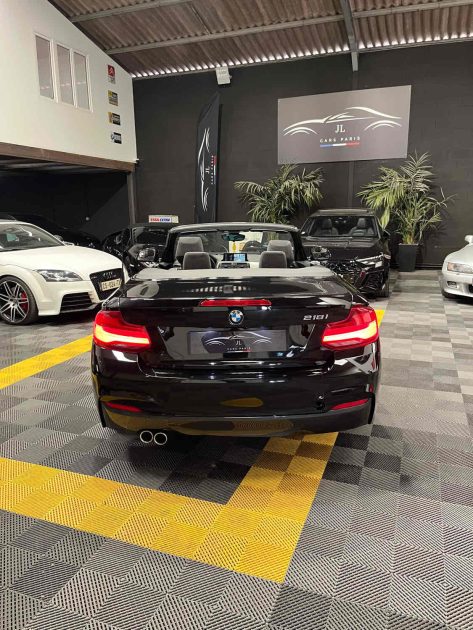 MAGNIFIQUE BMW SERIE 2 218i CABRIOLET 136 CH  (SUIVI D’ENTRETIEN, CARPLAY, SIÈGES CHAUFFANTS)