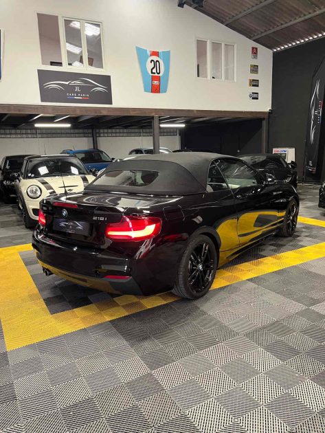 MAGNIFIQUE BMW SERIE 2 218i CABRIOLET 136 CH  (SUIVI D’ENTRETIEN, CARPLAY, SIÈGES CHAUFFANTS)