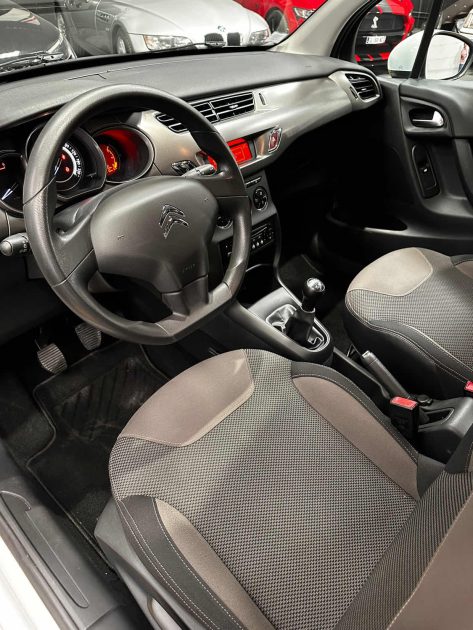 MAGNIFIQUE CITROËN C3 1.4 HDI 68 CH (1ERE MAIN, SUIVI D’ENTRETIEN, DISTRIBUTION OK)