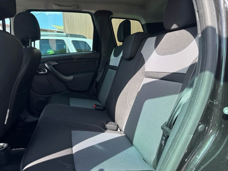 DACIA  DUSTER 1.5 DCI 110 PRESTIGE 4X4 